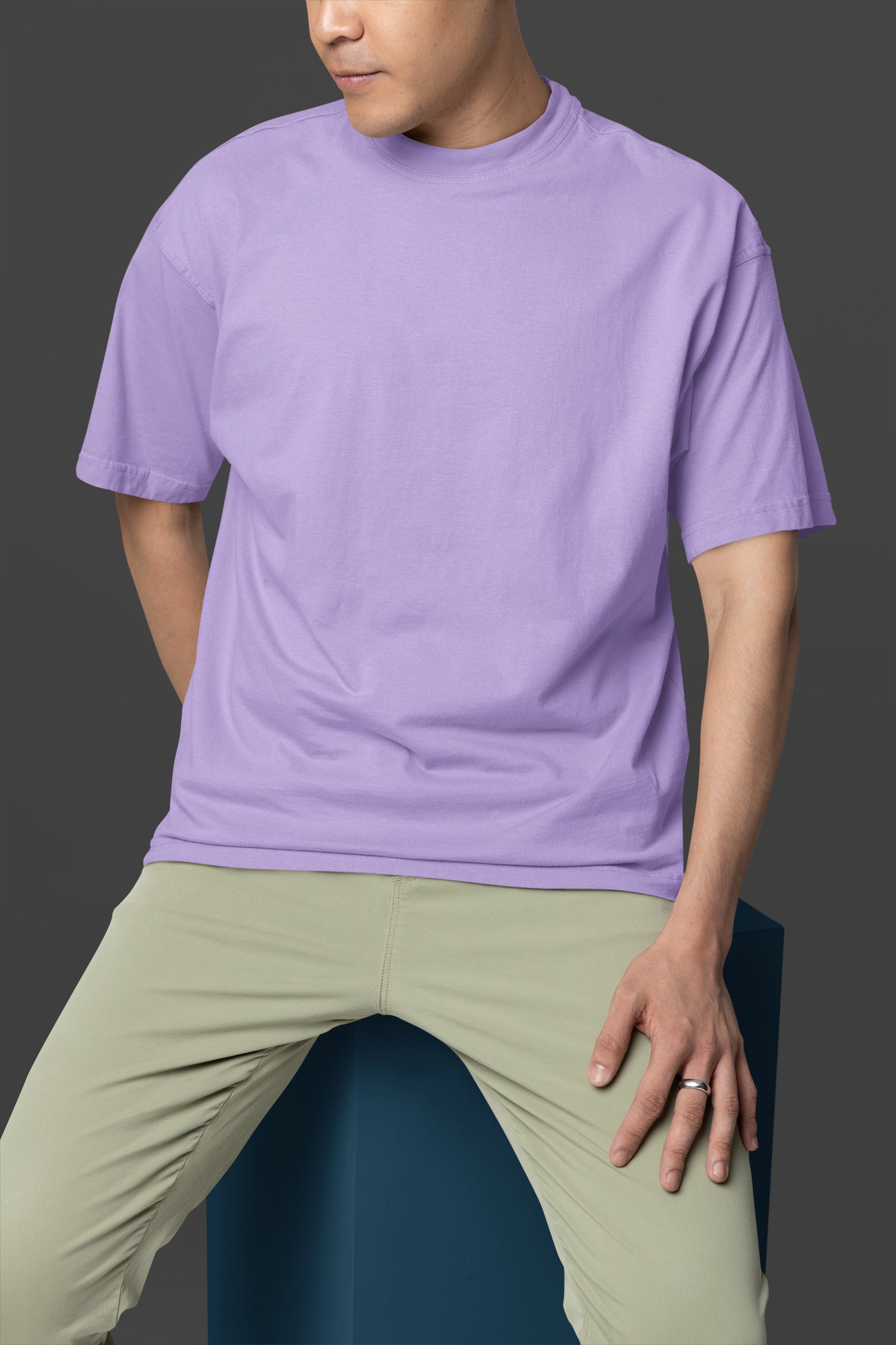 Men’s Oversized T-Shirt – Iris Lavender image 2