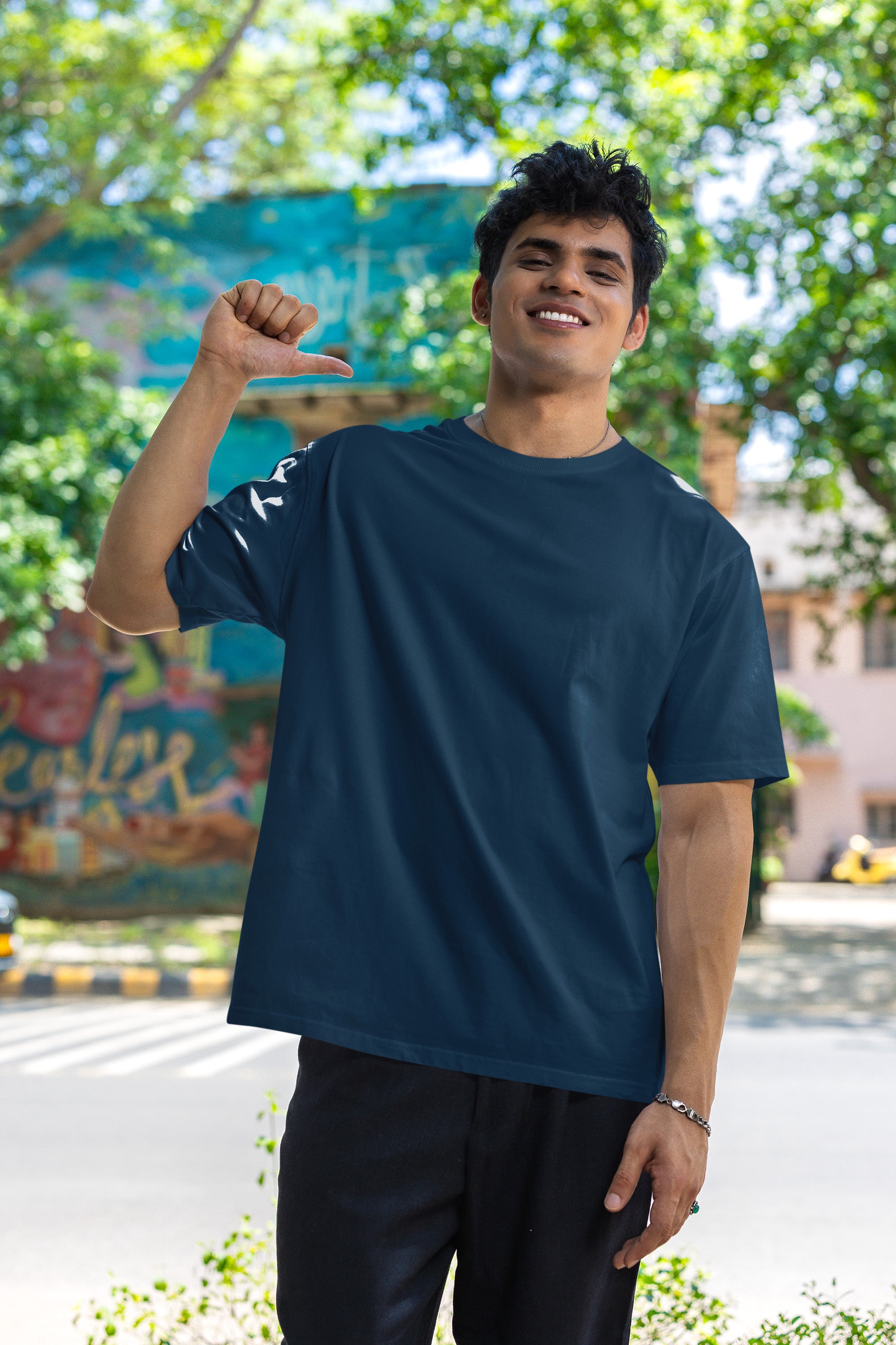 Men’s Oversized T-Shirt – Navy Blue image 4