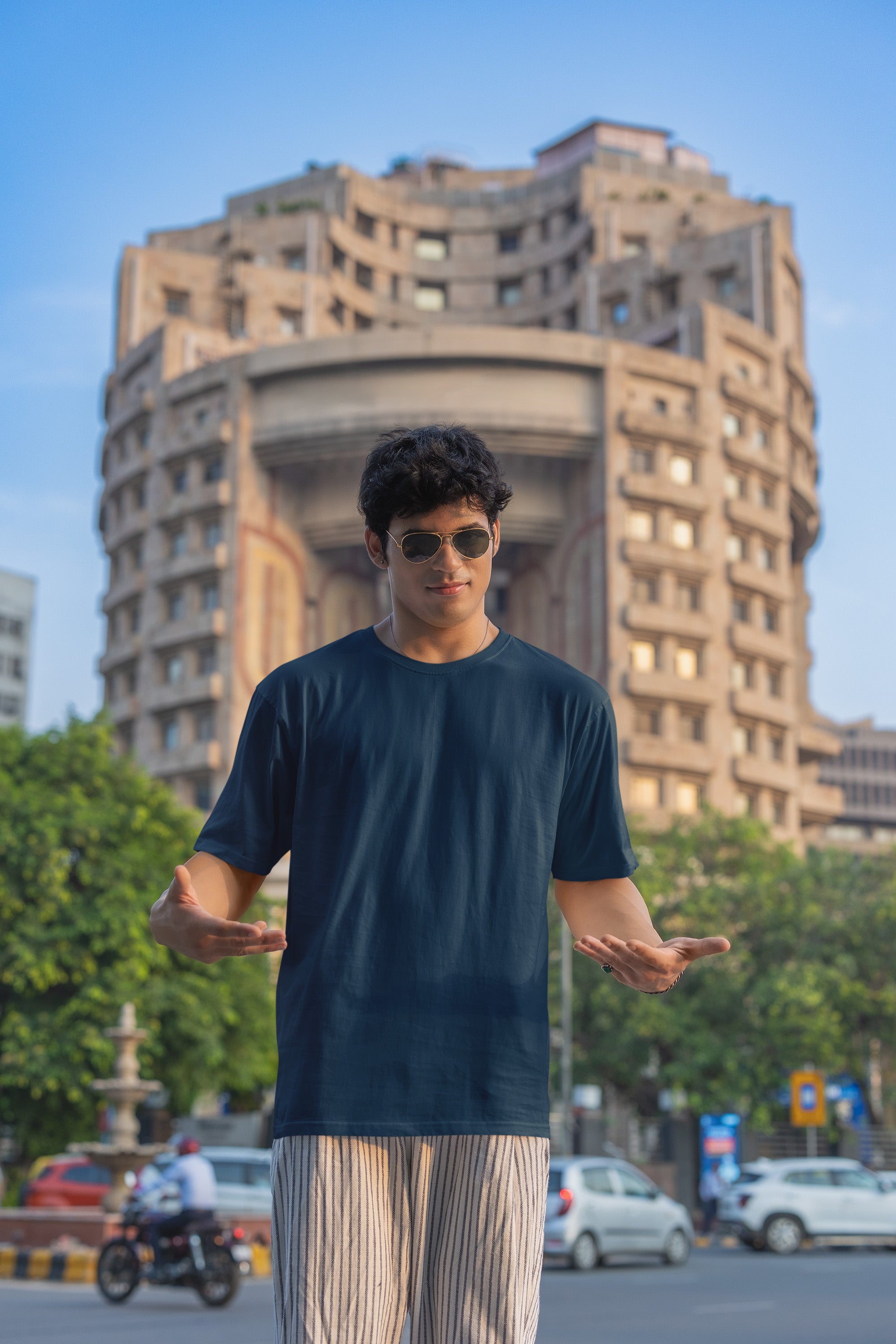 Men’s Oversized T-Shirt – Navy Blue image 5