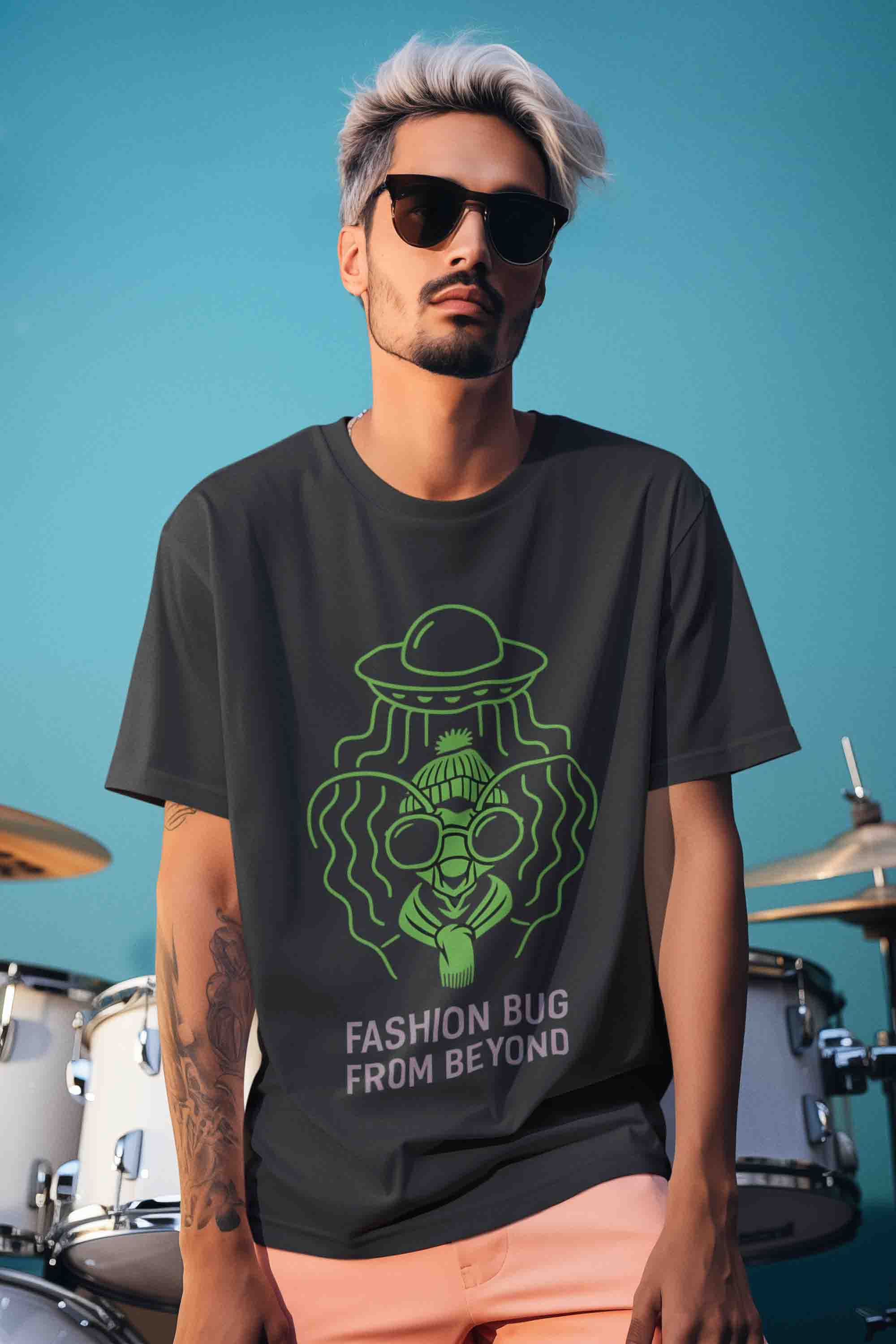 Fashion Bug From Beyond - Men Oversized Tee