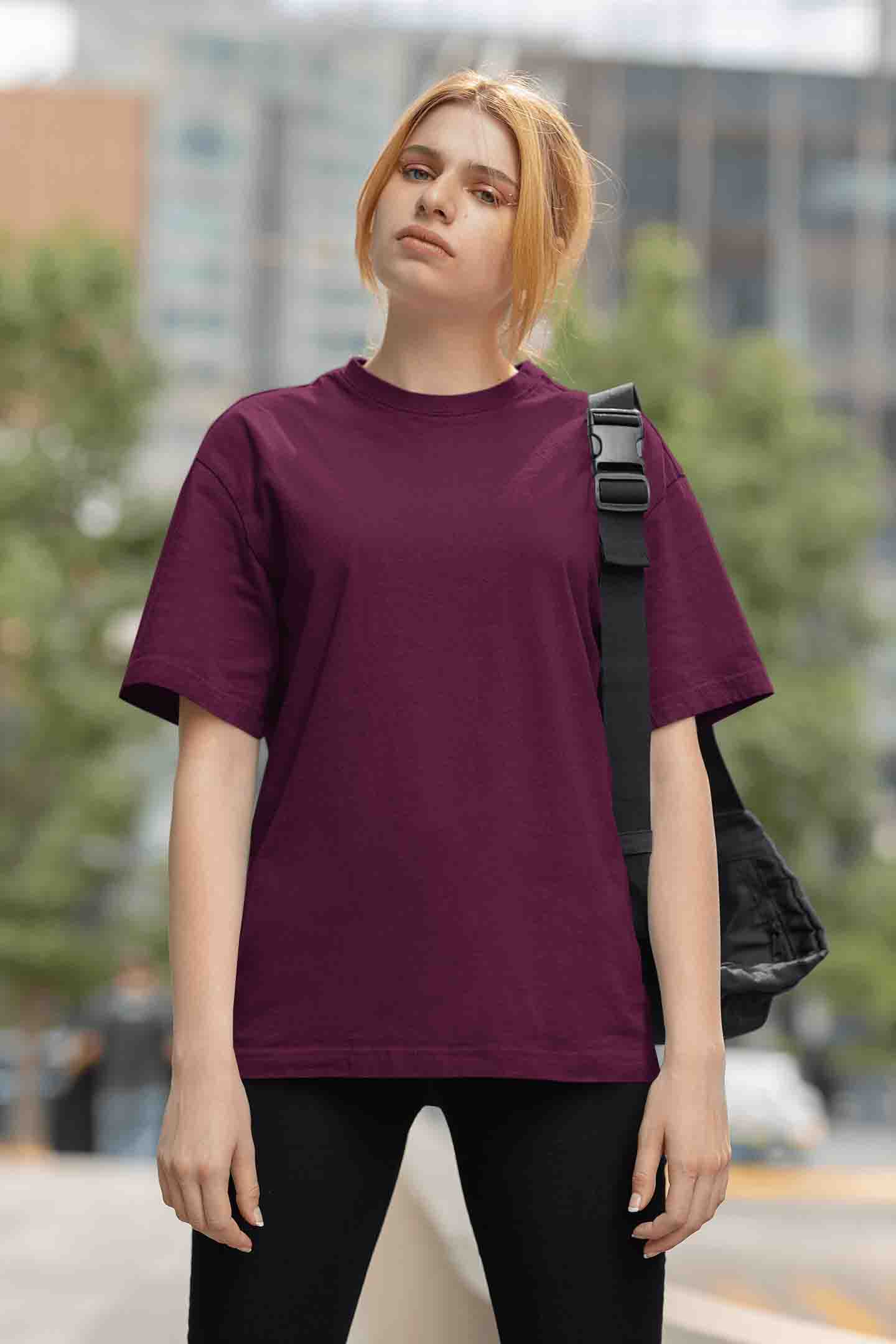 Women’s Oversized T-Shirt – Burgundy image 5
