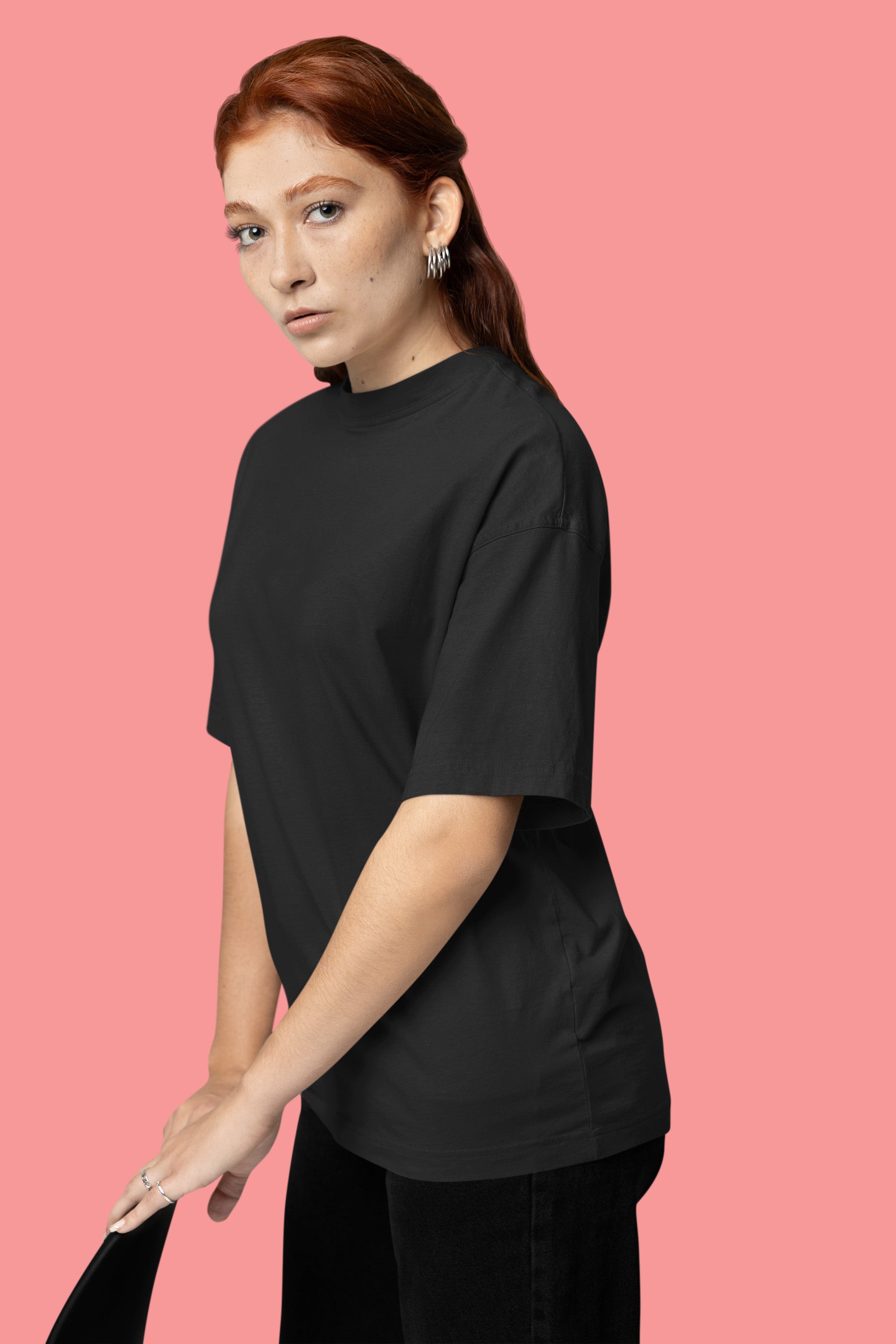 Women’s Oversized T-Shirt – Black image 3